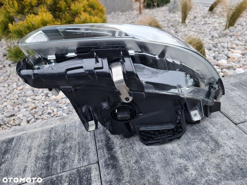 bmw 5 m5 f10 f11 lift lci lampy przód full led adaptive 7352481-08 7424146-01 - 10