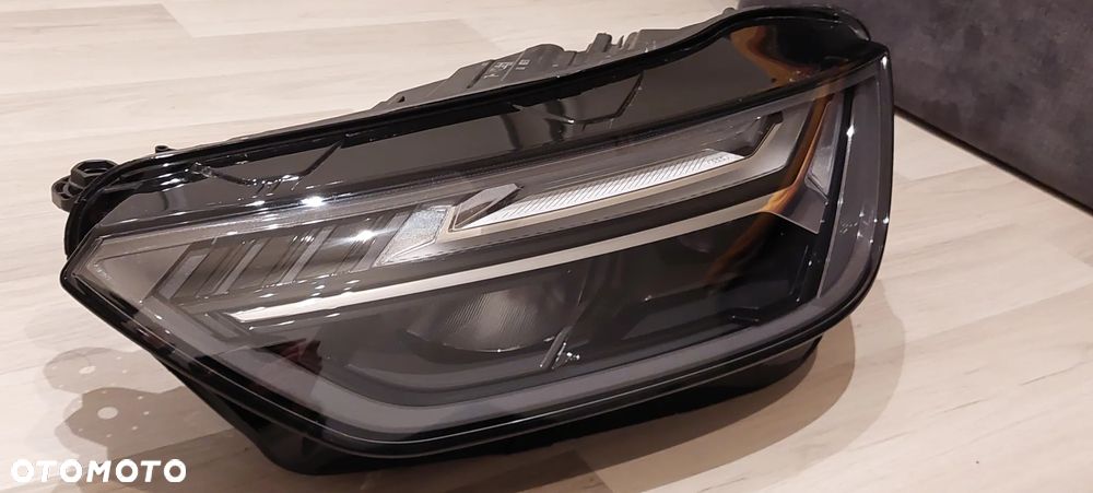 Reflektor przedni Audi Q5 Full Led 2021 - 2