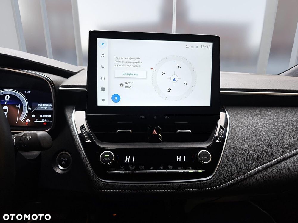 Toyota Corolla 1.8 Hybrid Comfort - 17