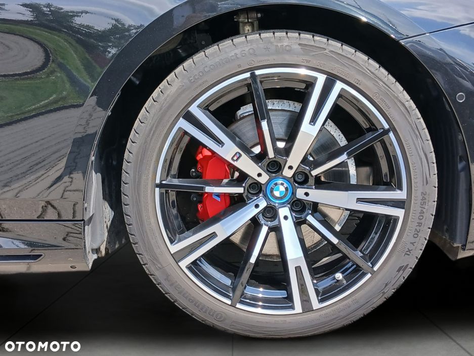 BMW Seria 5 530e PHEV M Sport Edition - 23