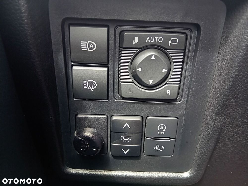 Toyota Land Cruiser LC 2.8 D-4D Prestige - 21