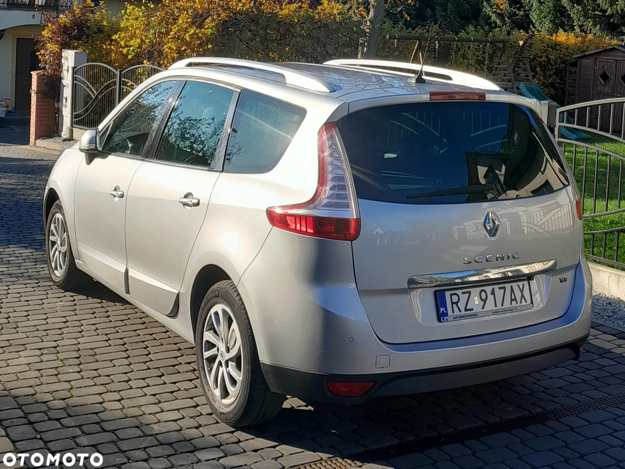 Renault Grand Scenic - 4