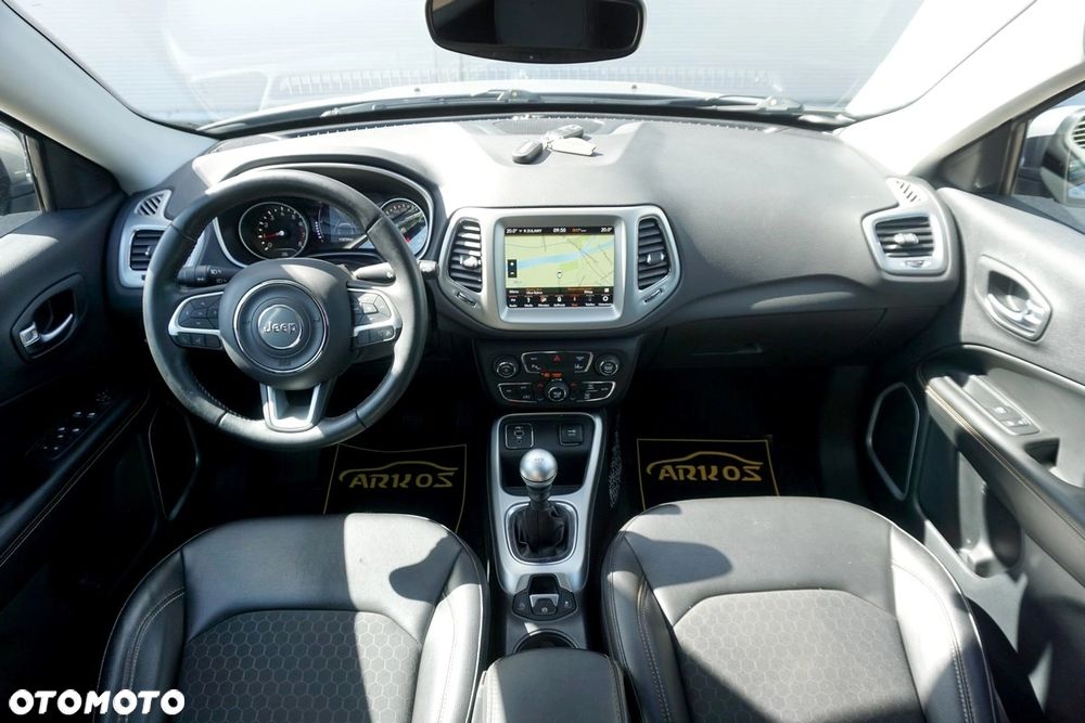 Jeep Compass - 2
