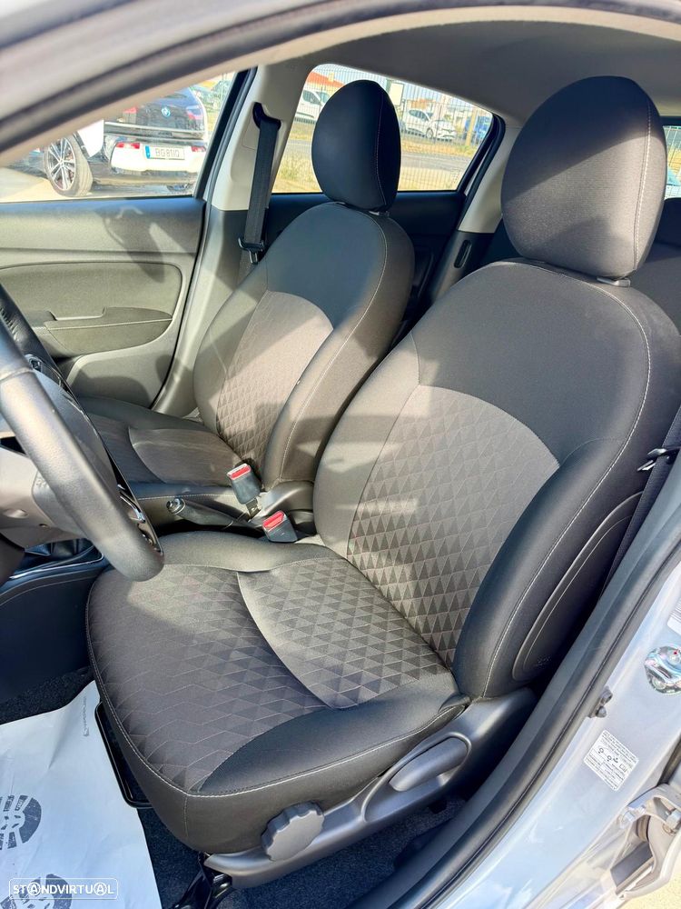 Mitsubishi Space Star 1.2 Intense - 24