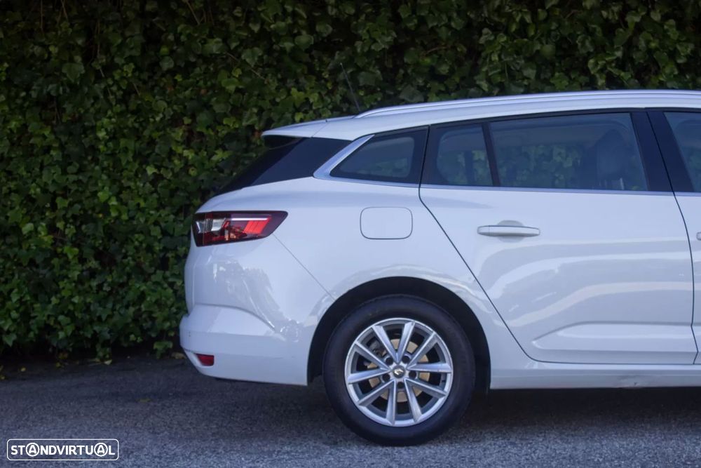 Renault Mégane Sport Tourer 1.5 dCi Limited - 4