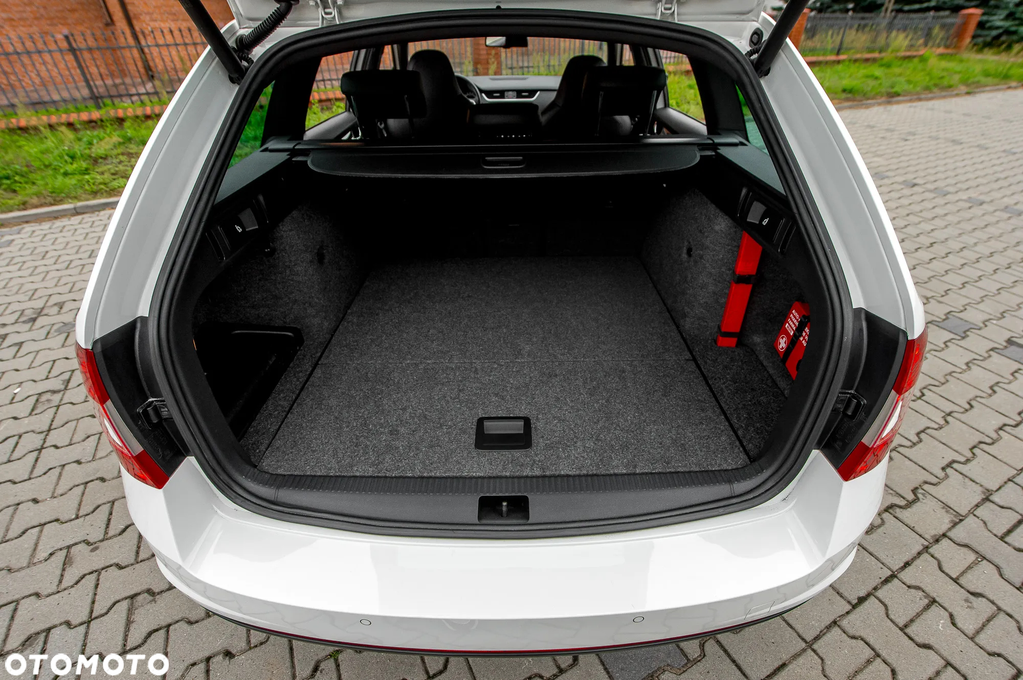Skoda Octavia 2.0 TSI RS - 18