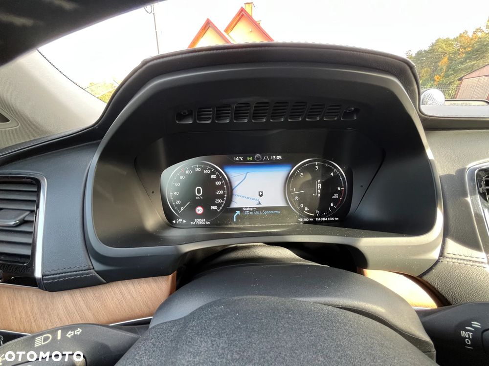 Volvo XC 90 - 19