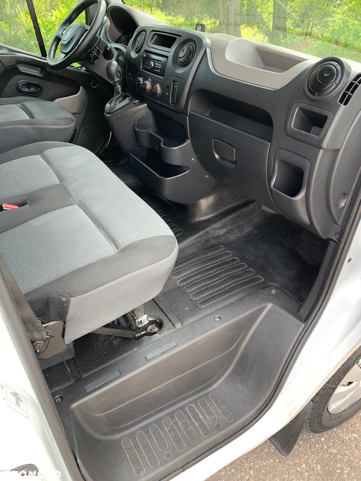 Renault Master - 16