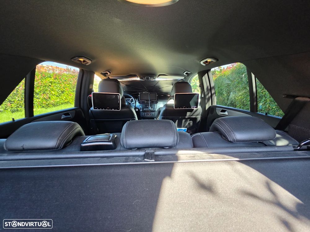Mercedes-Benz GLE 250 - 5
