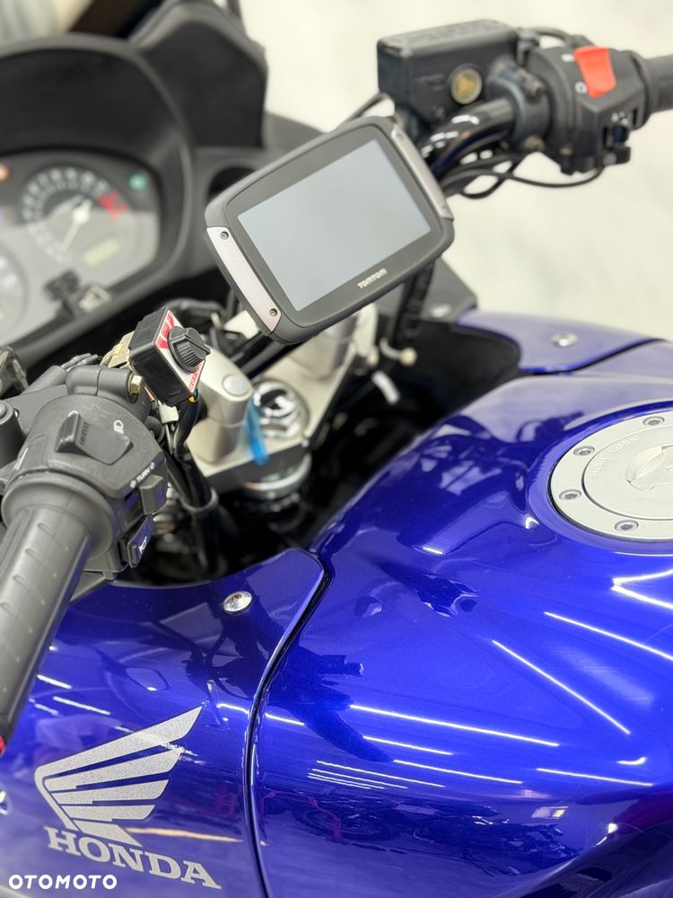 Honda CBF - 19