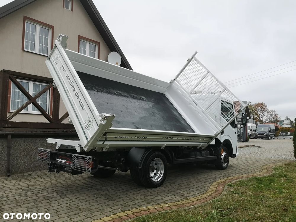 Renault Maxity 2.5dXi 130 - 24