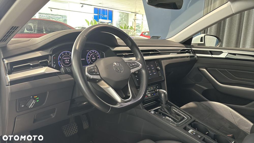 Volkswagen Arteon 2.0 TSI Essence DSG - 9