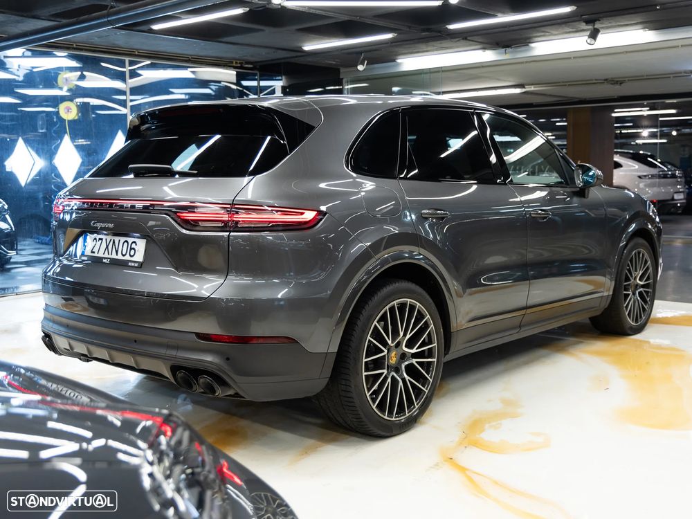 Porsche Cayenne Platinum Edition - 3