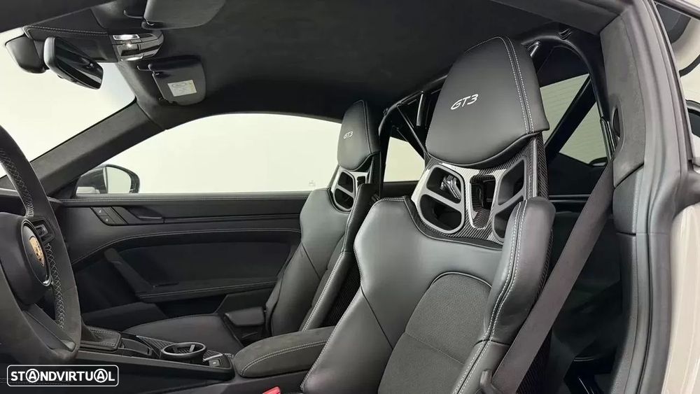 Porsche 911 (992) GT3 PDK - 29