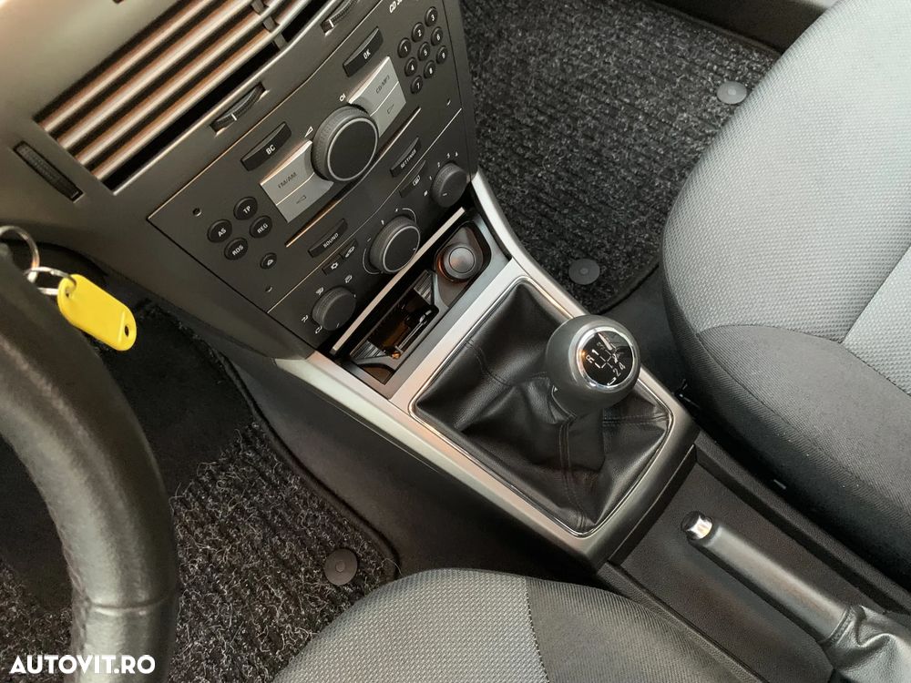 Opel Astra - 20