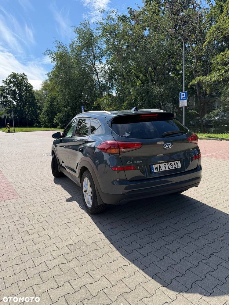 Hyundai Tucson - 2