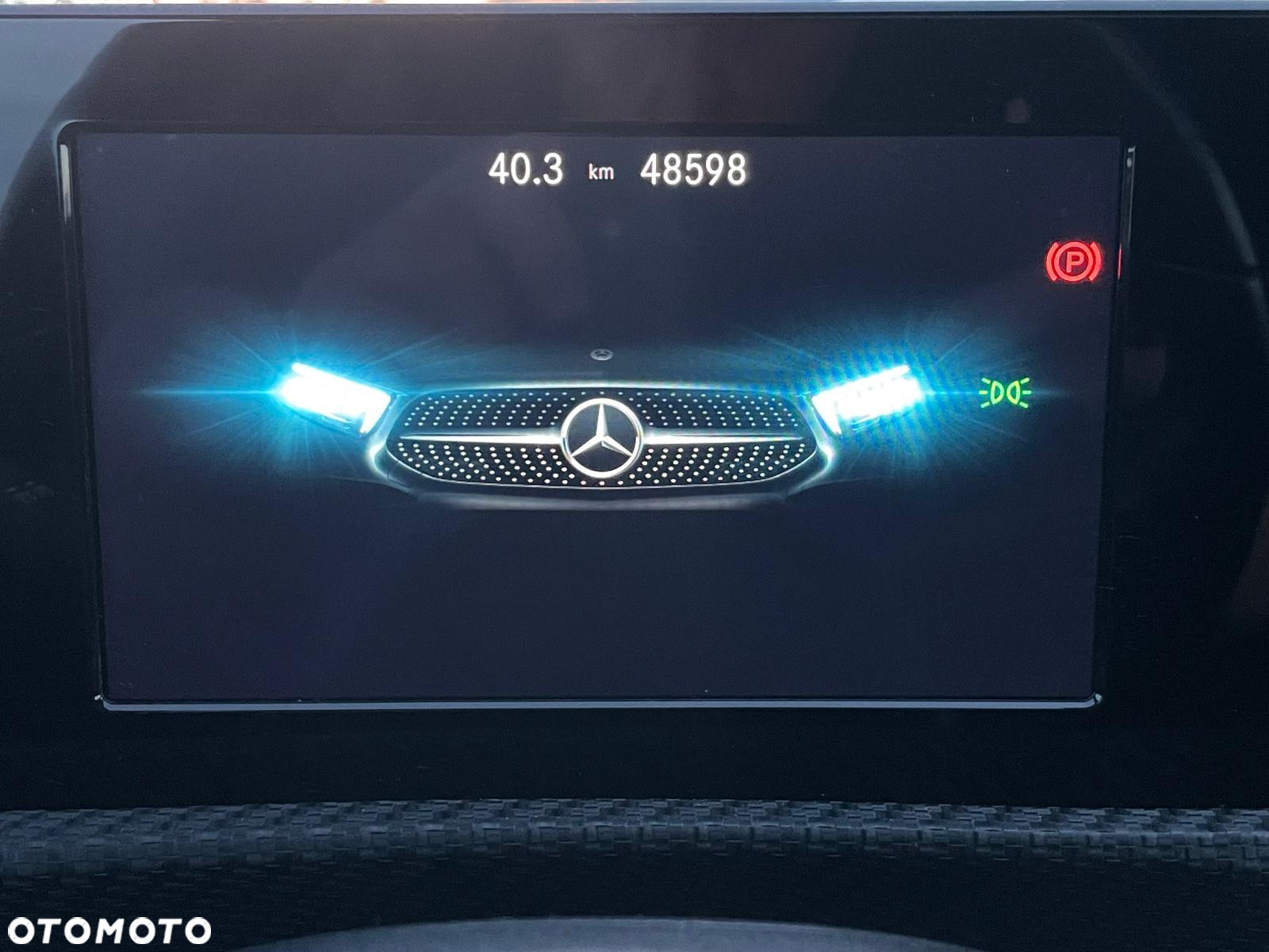 Mercedes-Benz Klasa A 180 d Advanced Progressive - 17