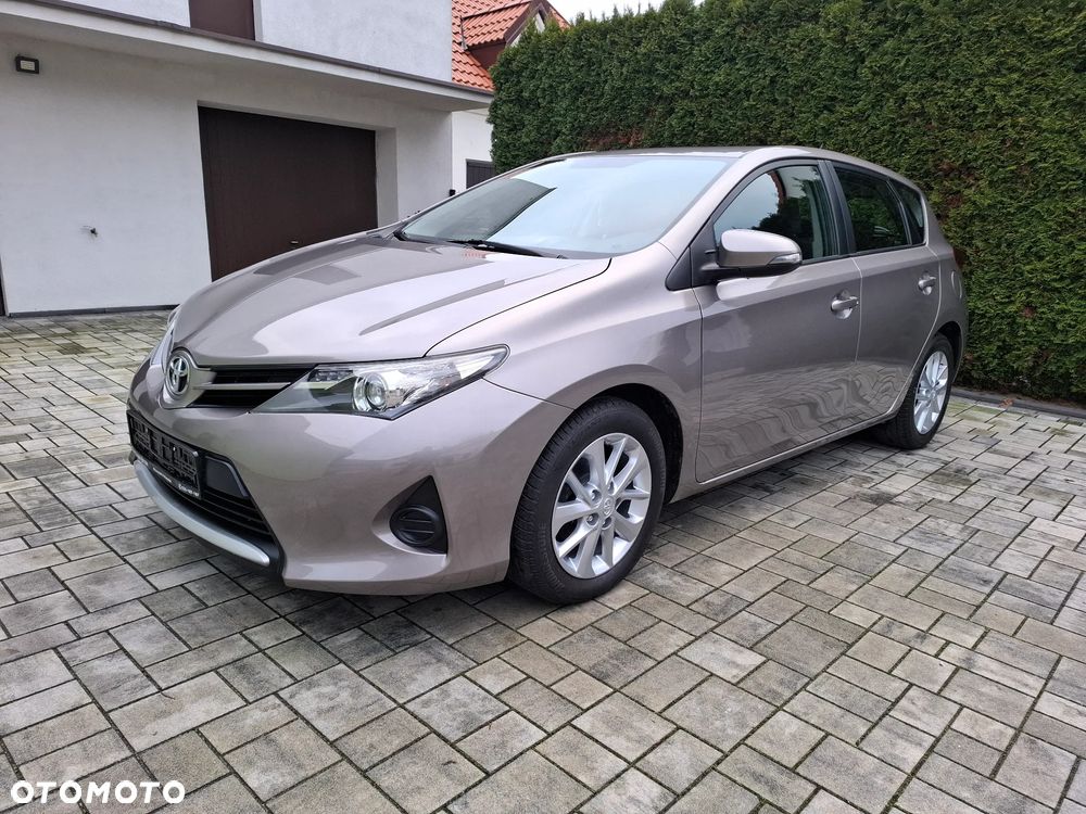 Toyota Auris 1.33 VVT-i - 7