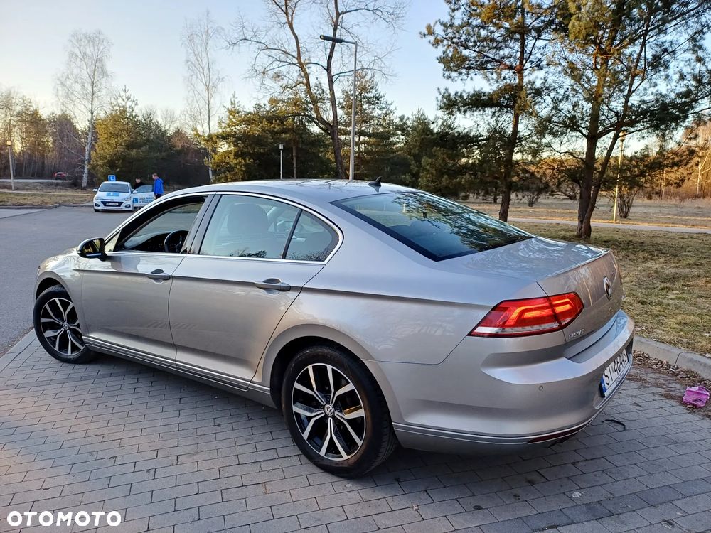 Volkswagen Passat 1.8 TSI BMT Comfortline - 6