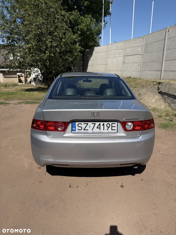 Honda Accord - 4