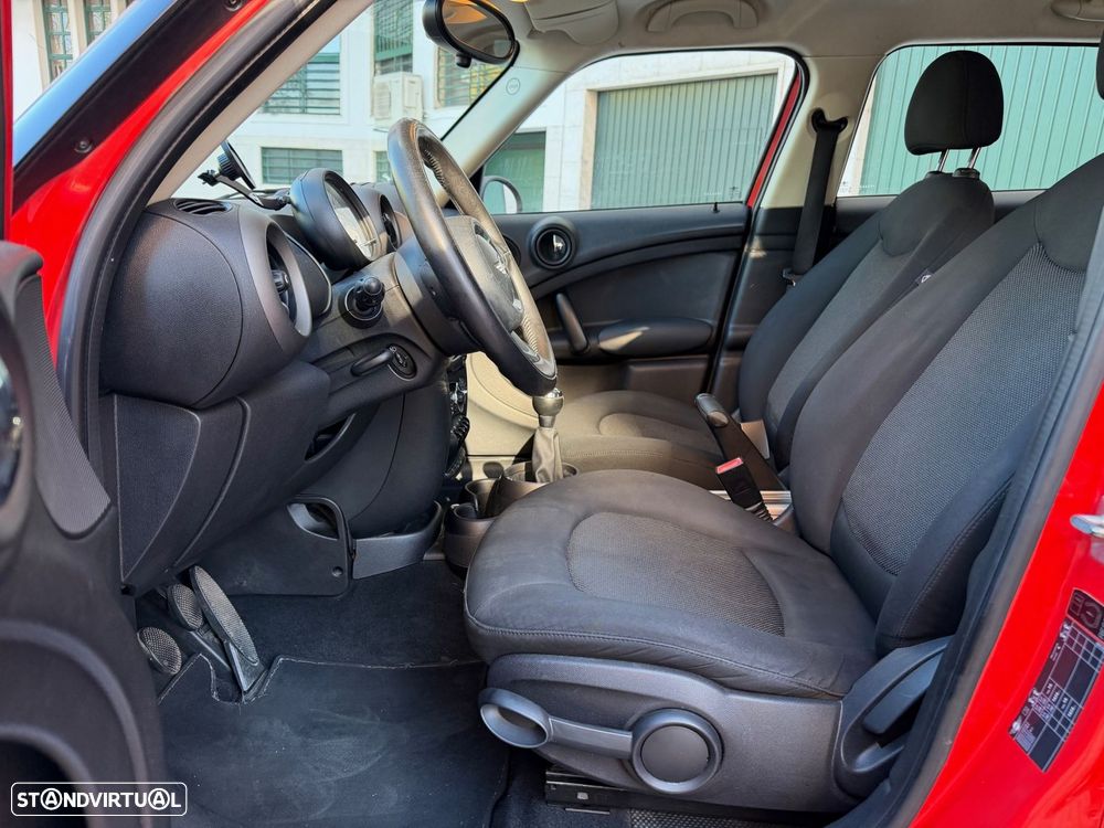 MINI Countryman Cooper D - 26