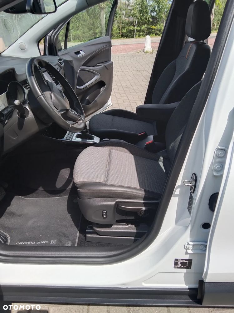 Opel Crossland 1.5 Automatik Business Elegance - 10