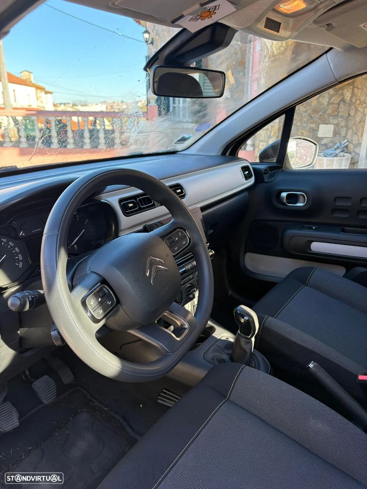 Citroën C3 Pure Tech S&S Live - 12