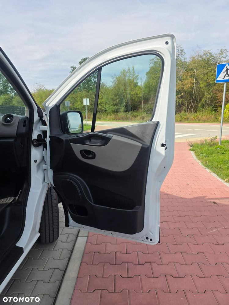 Renault Trafic opel vivaro L2H1 niski przebieg vito talento - 31