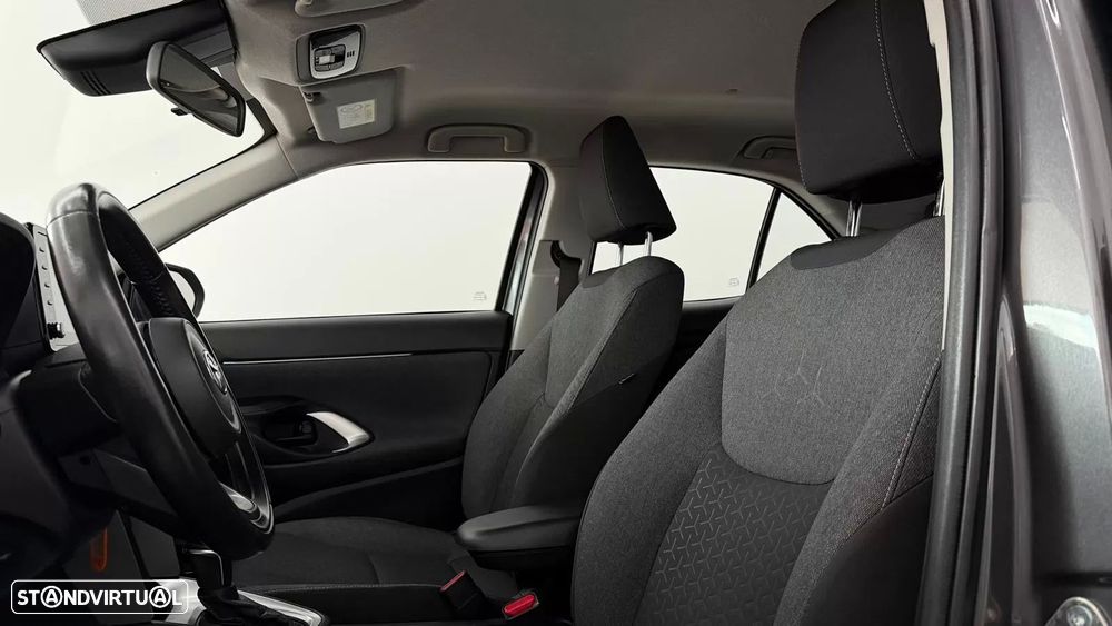 Toyota Yaris Cross 1.5 HDF Comfort - 29