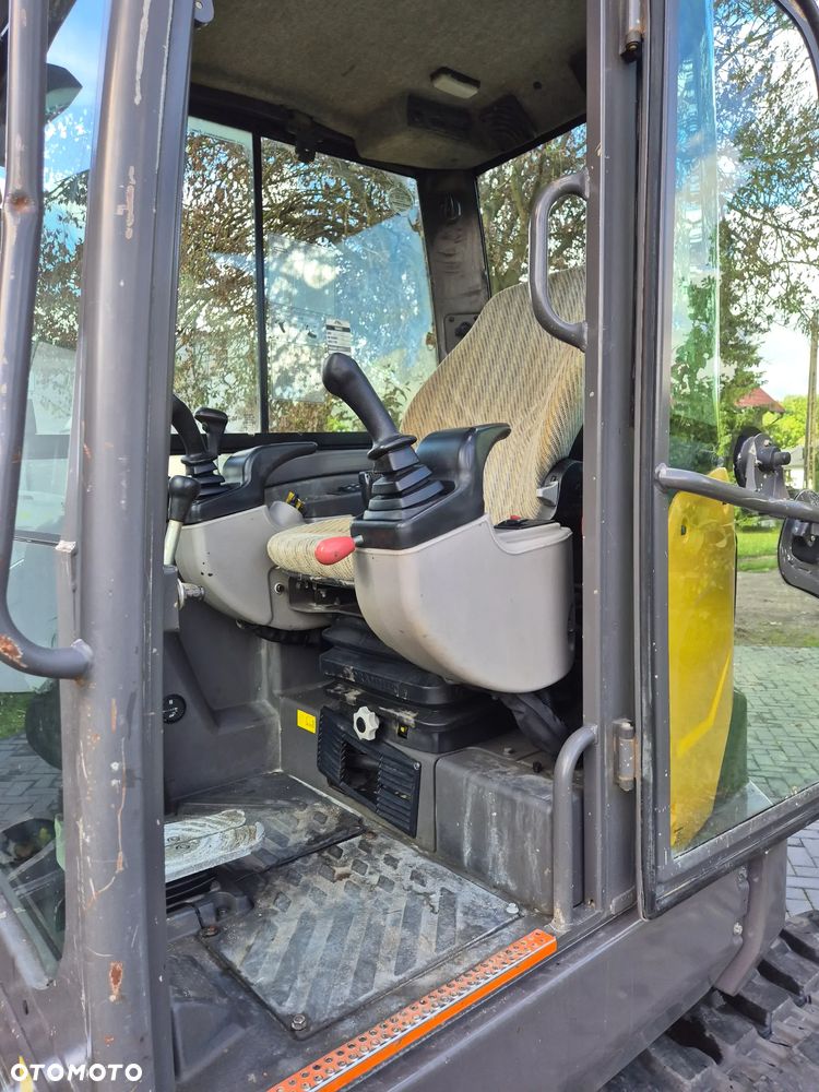 Volvo ECR50D - 17