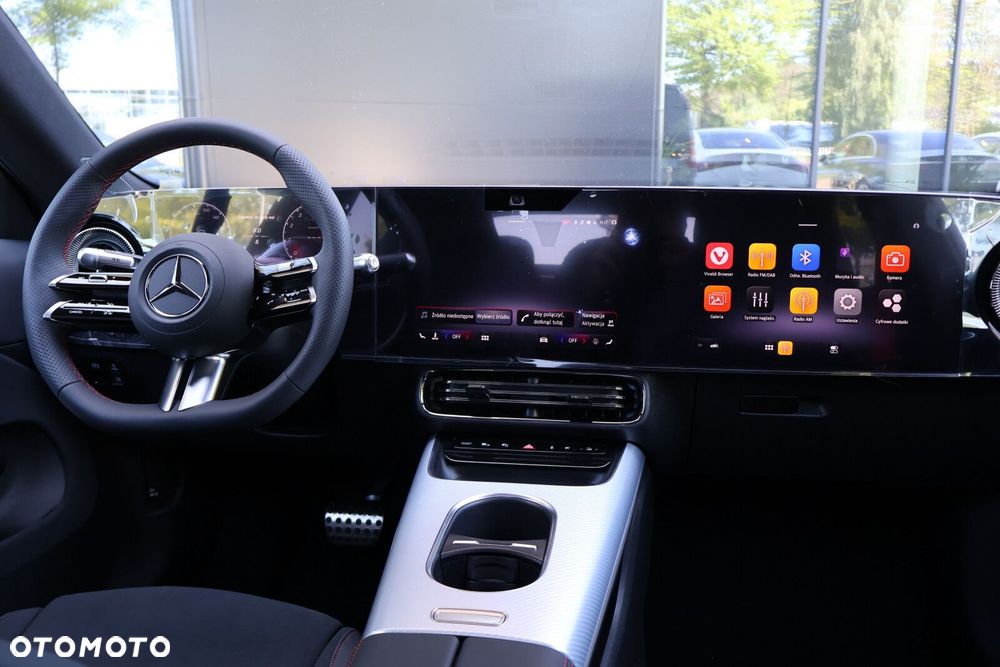 Mercedes-Benz CLA - 12