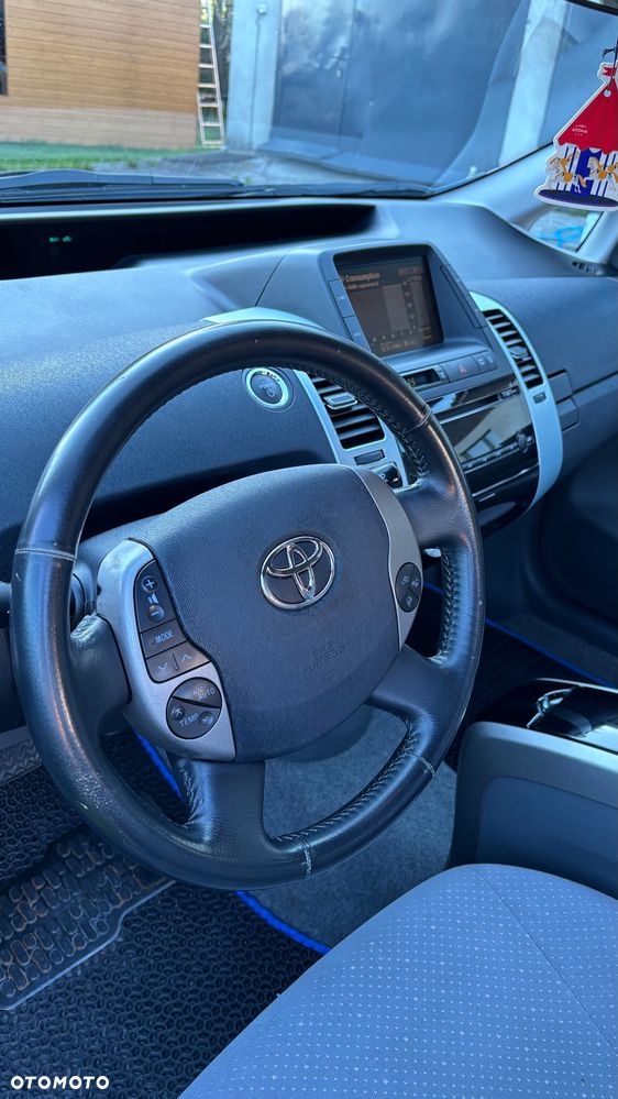 Toyota Prius 1.5 VVT-i Prestige - 9