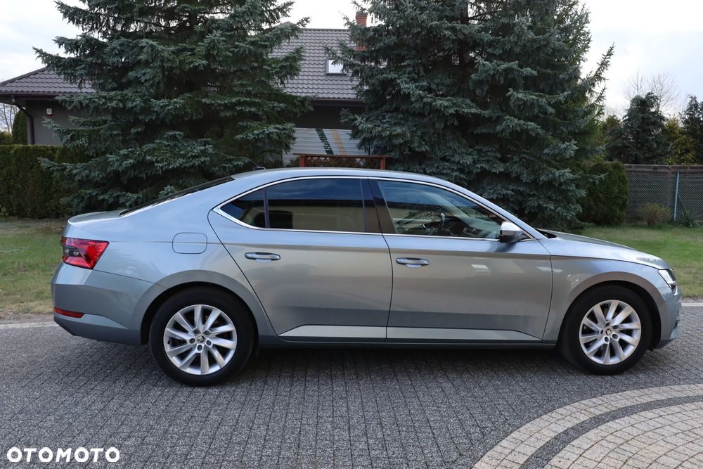 Skoda Superb 2.0 TSI Style DSG - 7
