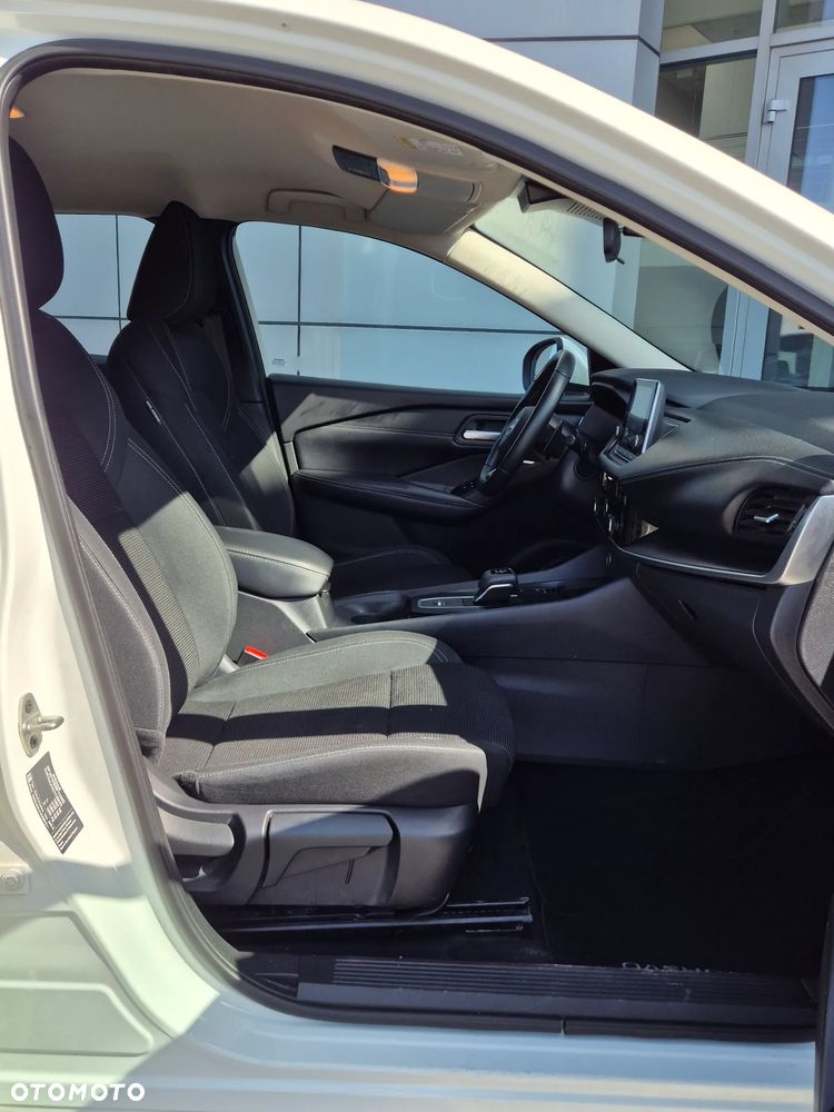 Nissan Qashqai 1.3 DIG-T Acenta DCT - 10