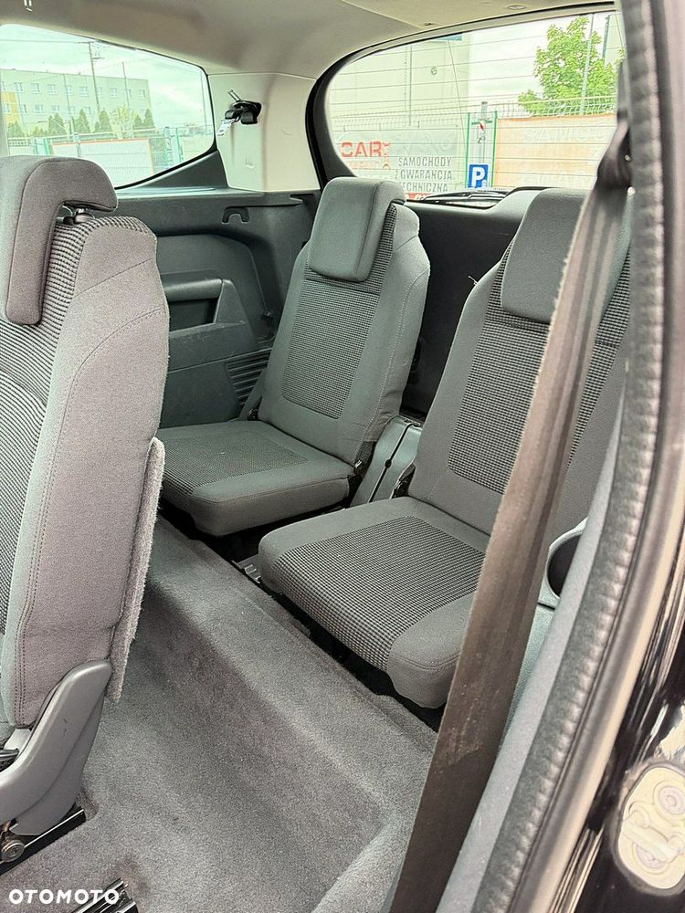 Peugeot 5008 - 15