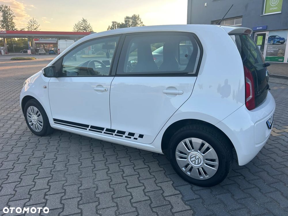 Volkswagen up! BlueMotion Technology move - 14