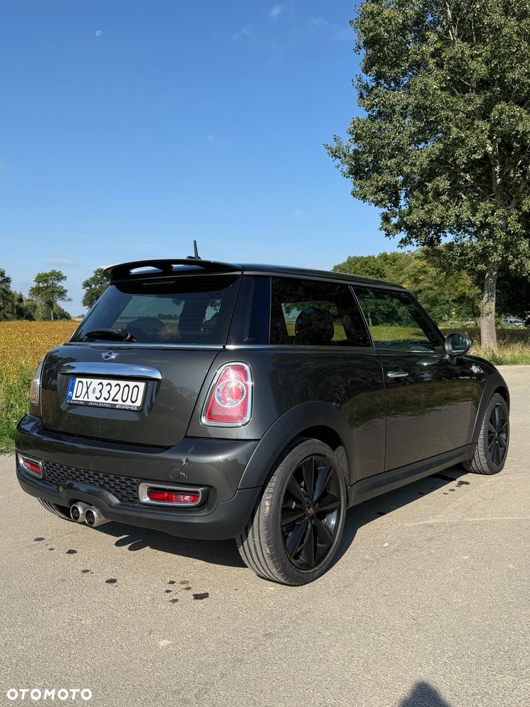 Mini Cooper S 2011 photo 4