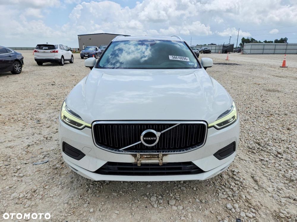 Volvo XC 60 T5 AWD Momentum - 6