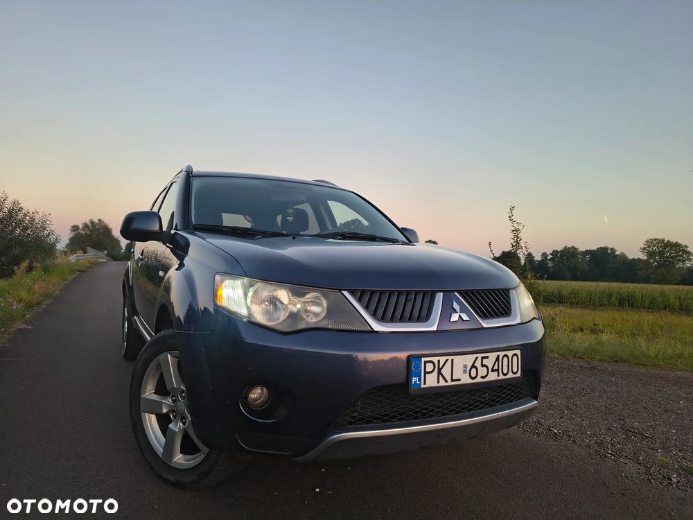Mitsubishi Outlander 2.4 4WD Intense - 12