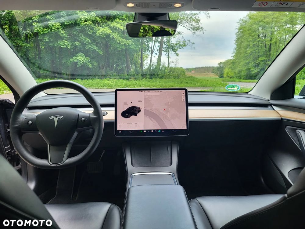 Tesla Model 3 - 22
