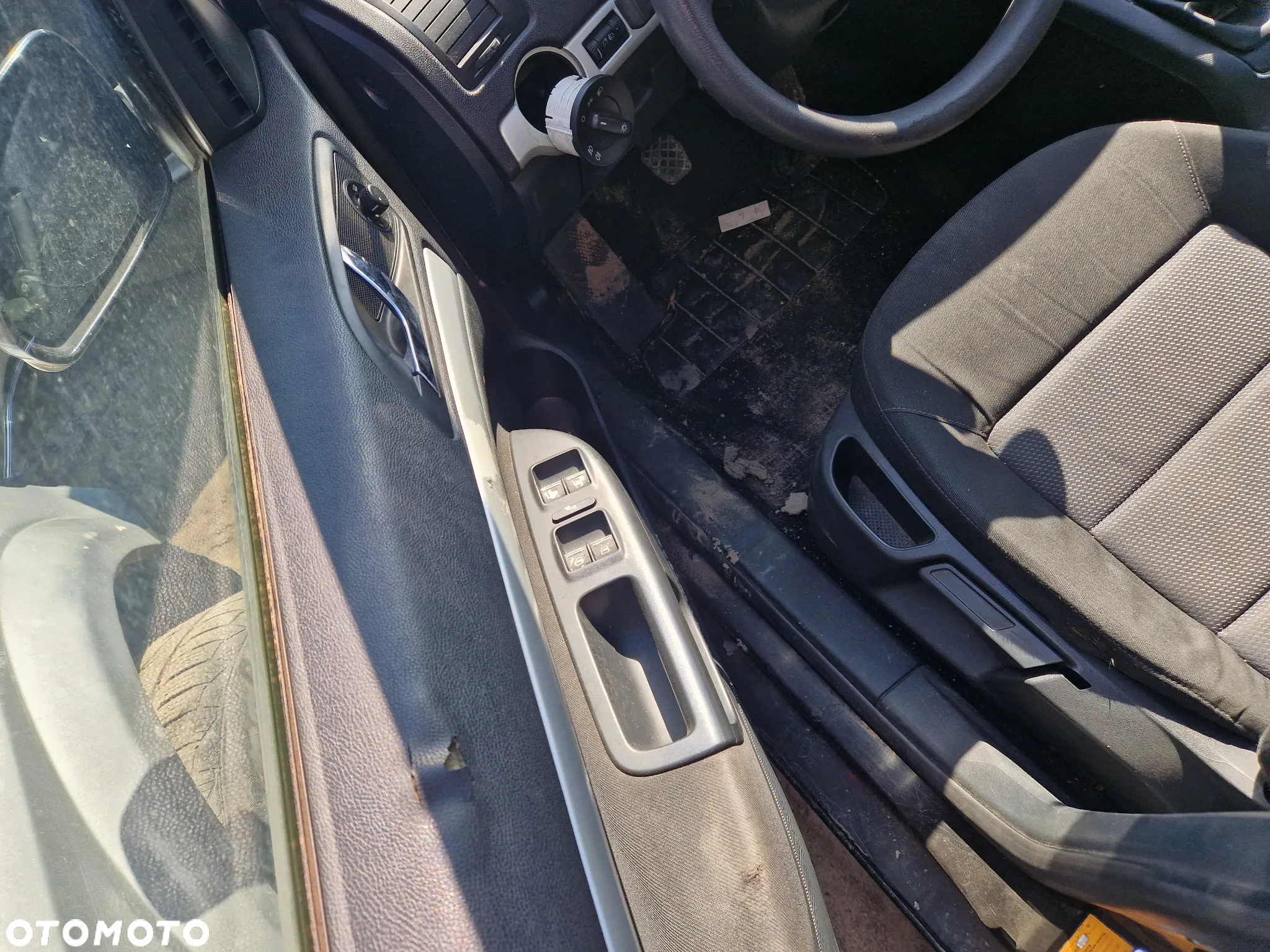 skoda octavia II fotel kanapa deska kokpit podsufitka boczek podłokietnik licznik panel szyb - 3