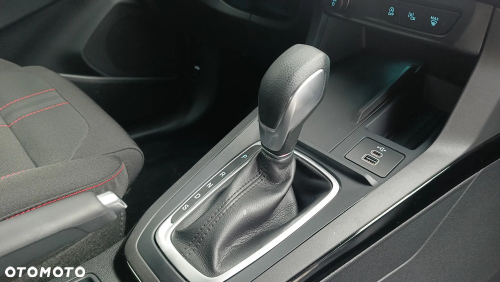 Ford Puma 1.0 EcoBoost mHEV ST-Line X DCT - 24