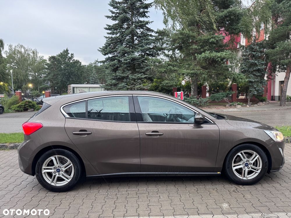 Ford Focus 1.0 EcoBoost Trend Edition Business - 9