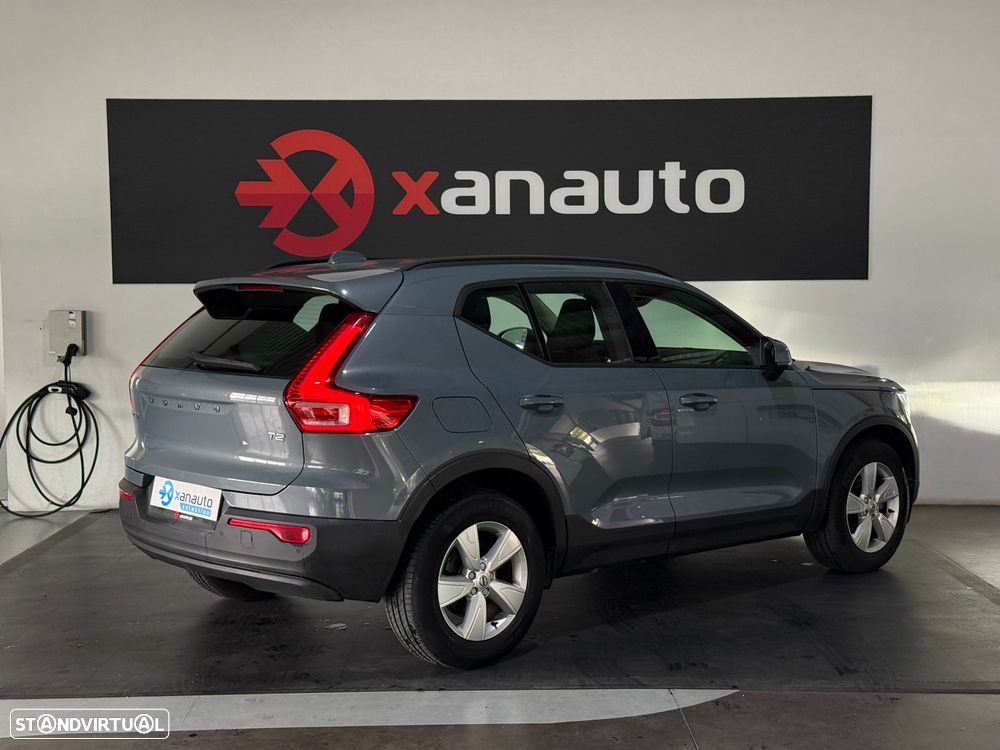 Volvo XC 40 1.5 T2 Momentum - 2