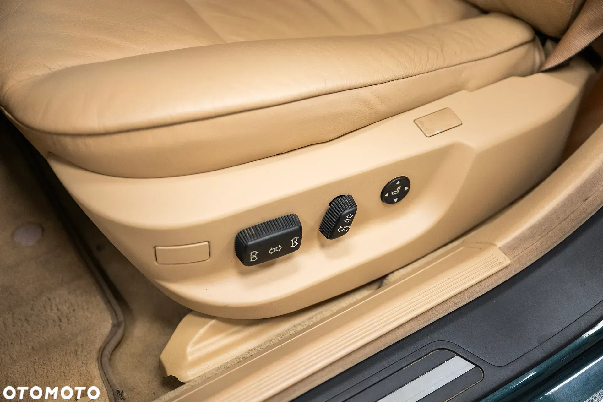 BMW Seria 7 - 27