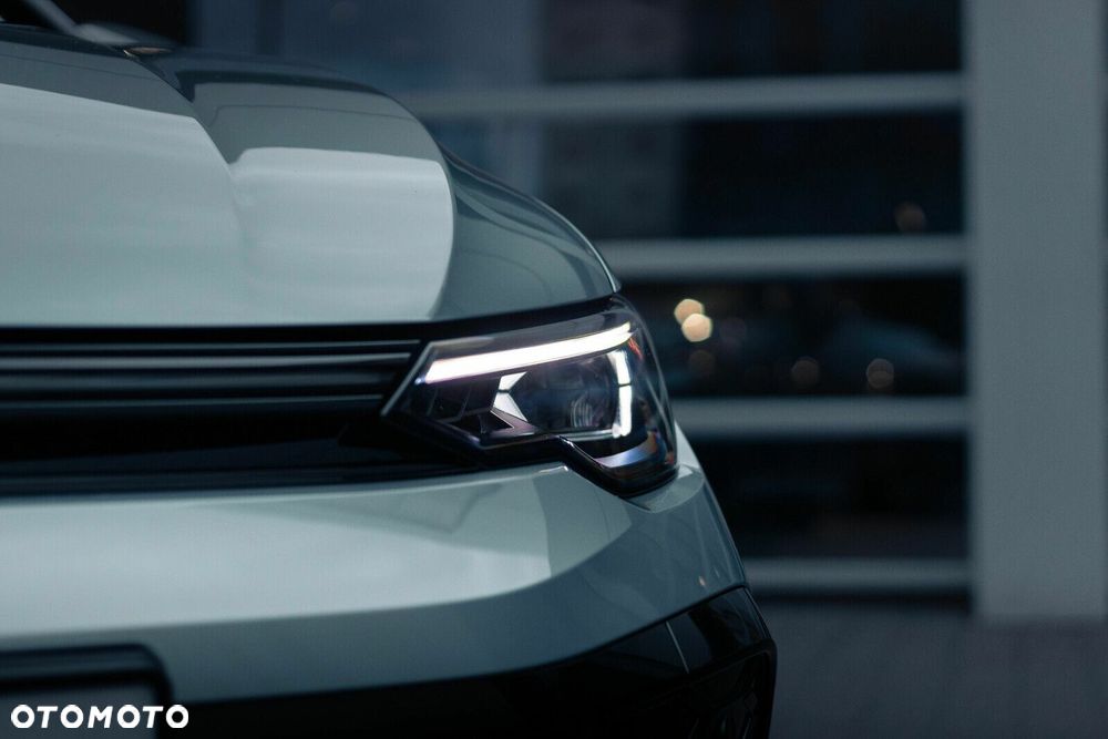 Volkswagen Golf - 16