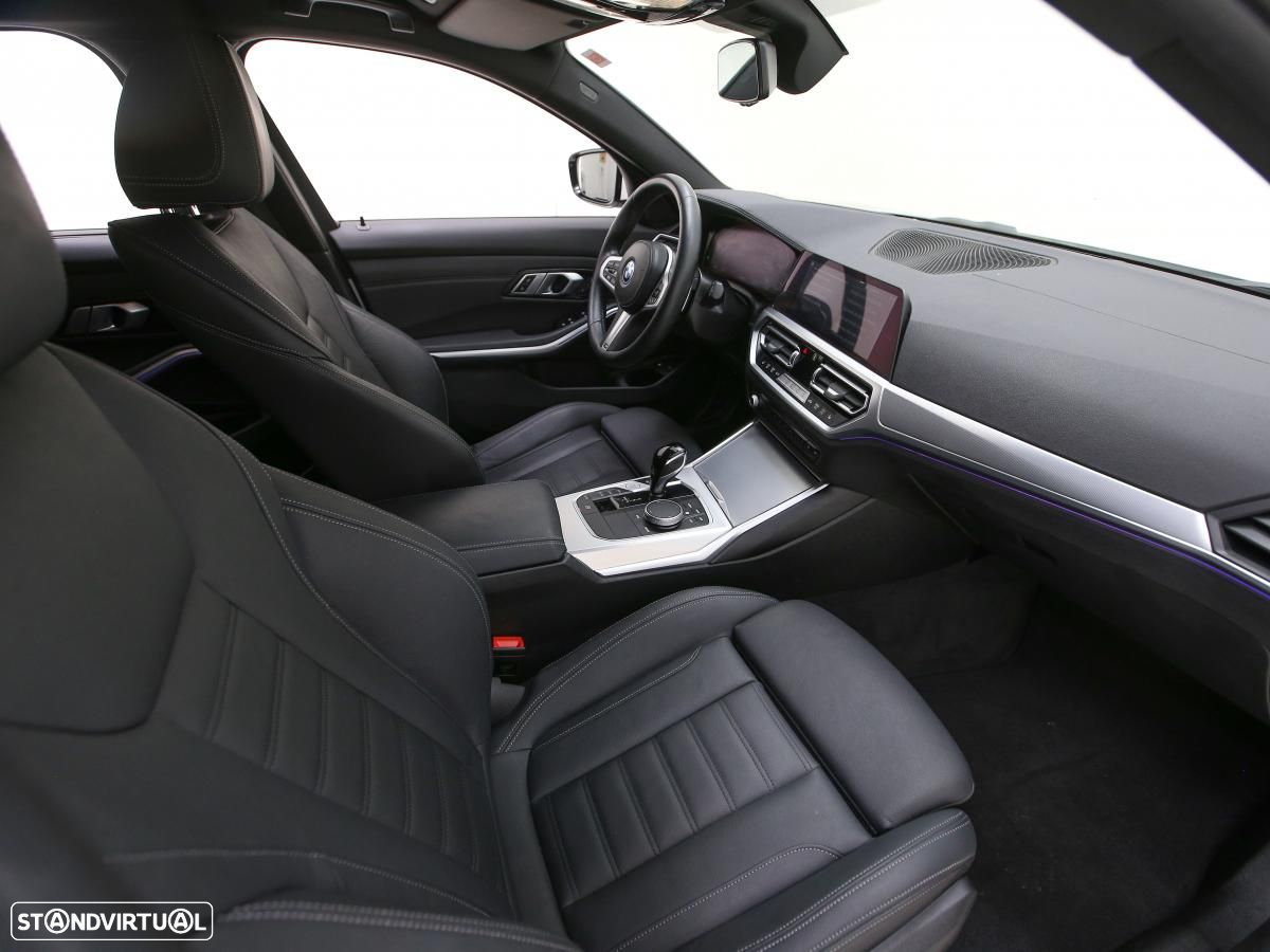 BMW 330 e Touring Pack M Auto - 11