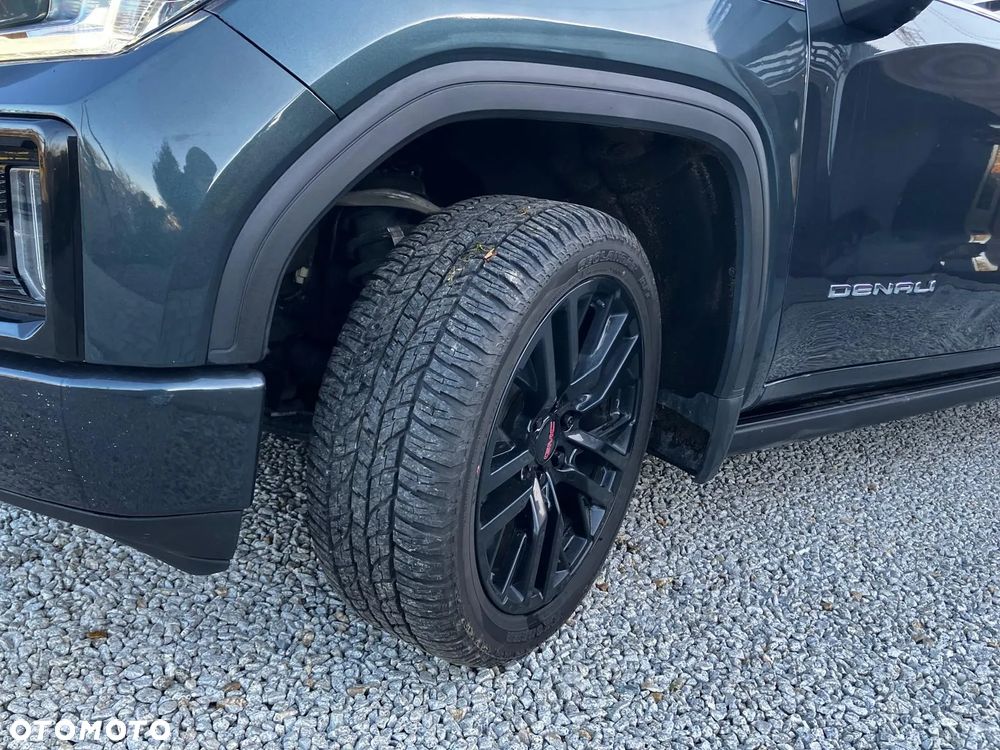 GMC Sierra - 8