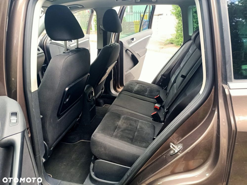 Volkswagen Tiguan 2.0 TDI DPF 4Motion BlueMotion Technology DSG Cup Sport & Style - 11