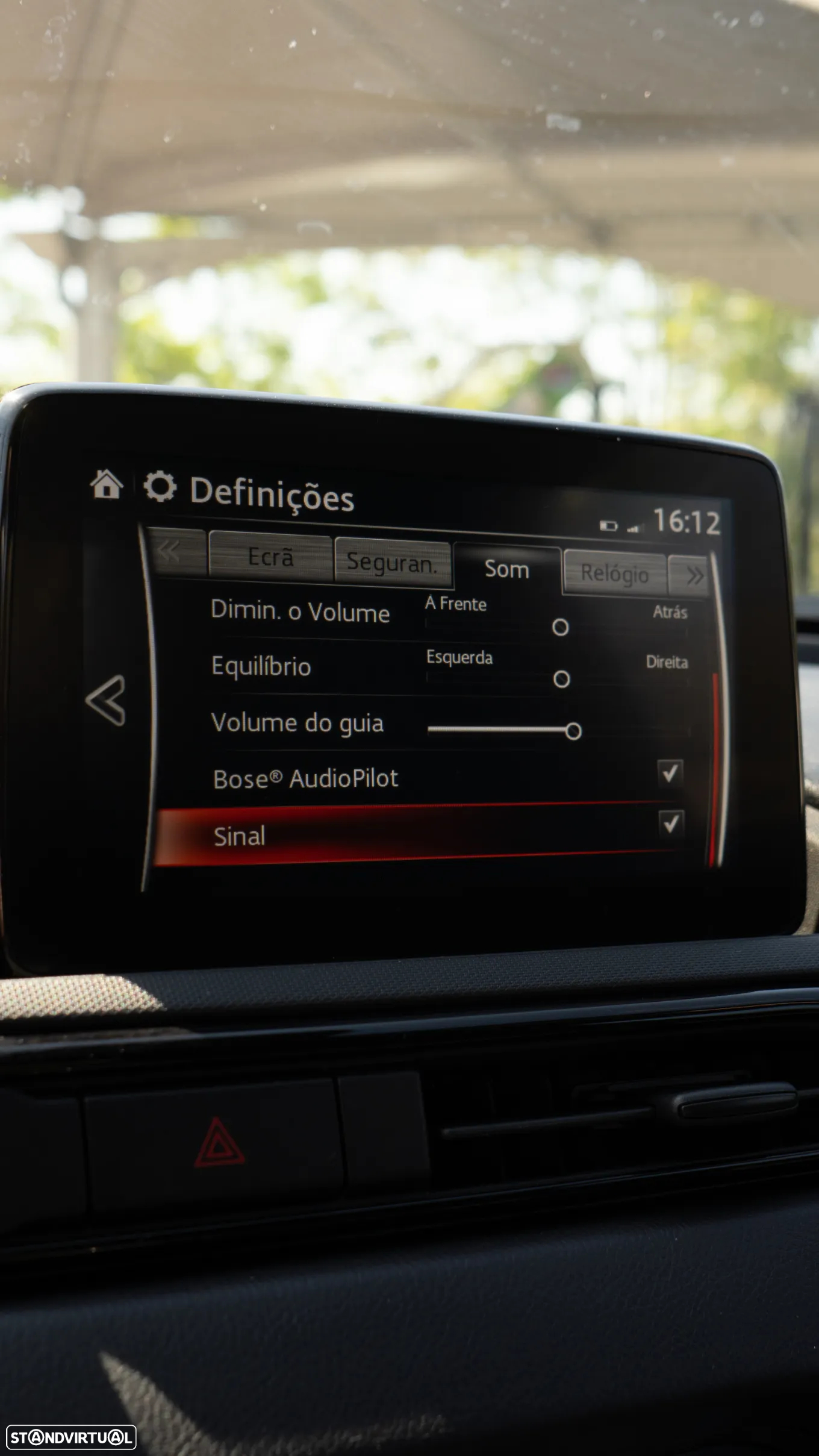 Mazda MX-5 RF SKYACTIV-G 132 Sports-Line - 16